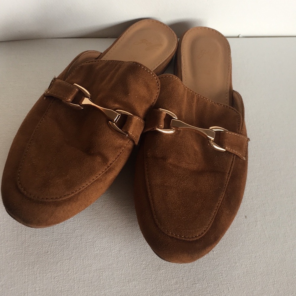Flat Mules